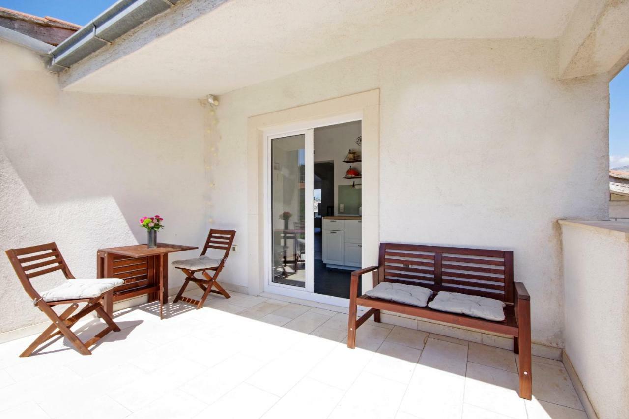 Manuela Apartment Podstrana Luaran gambar