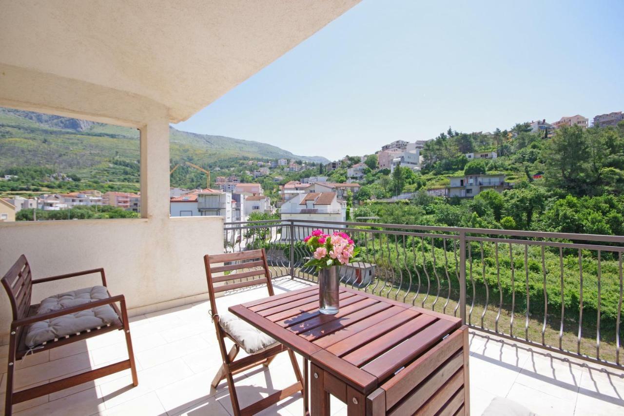 Manuela Apartment Podstrana Luaran gambar
