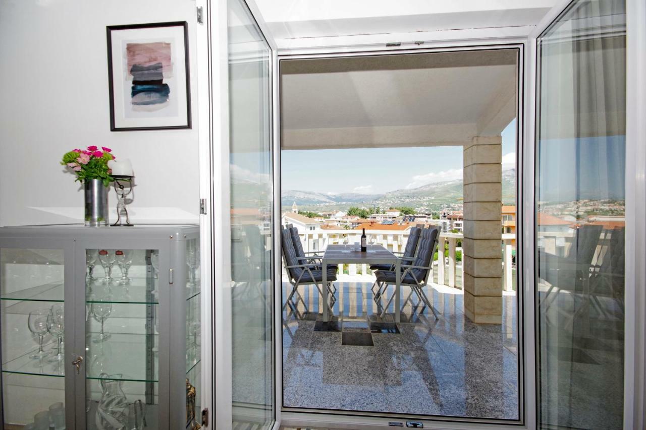 Manuela Apartment Podstrana Luaran gambar