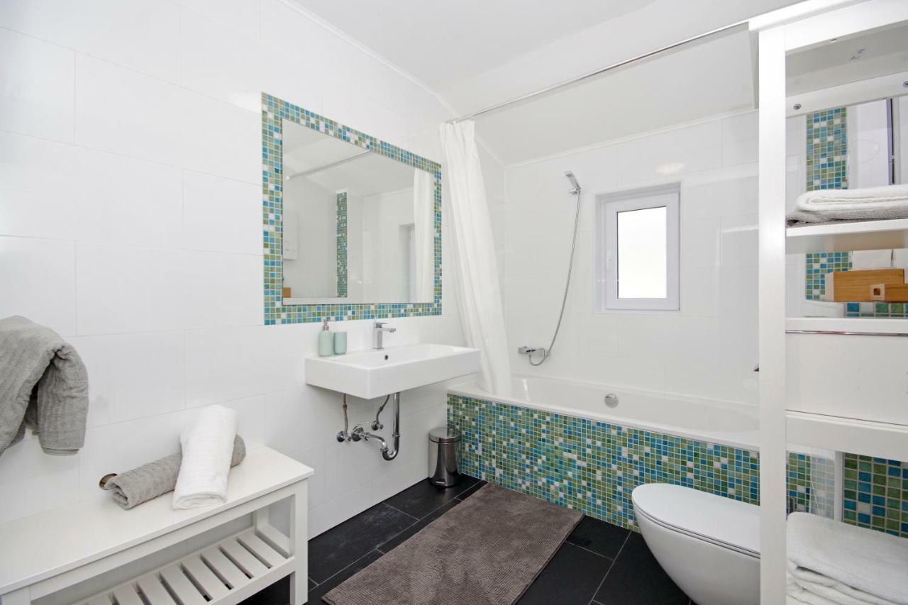 Manuela Apartment Podstrana Luaran gambar