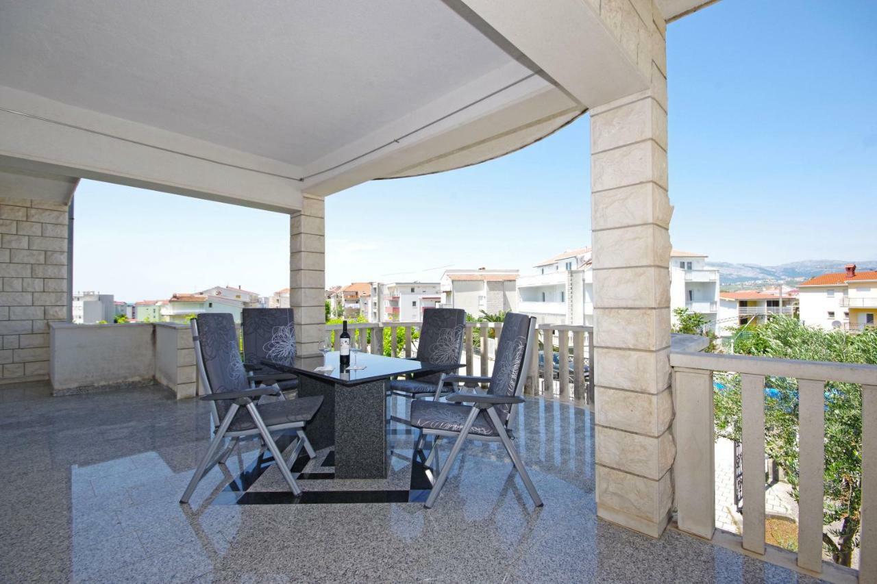 Manuela Apartment Podstrana Luaran gambar